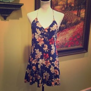 *Forever21- Flowy Floral Summer Dress. Size S